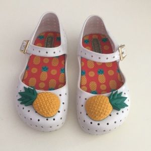 Mini Melissa Furadinha VII size 8